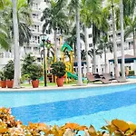 Icy Suite At Shell Residences Near Moa And Naia