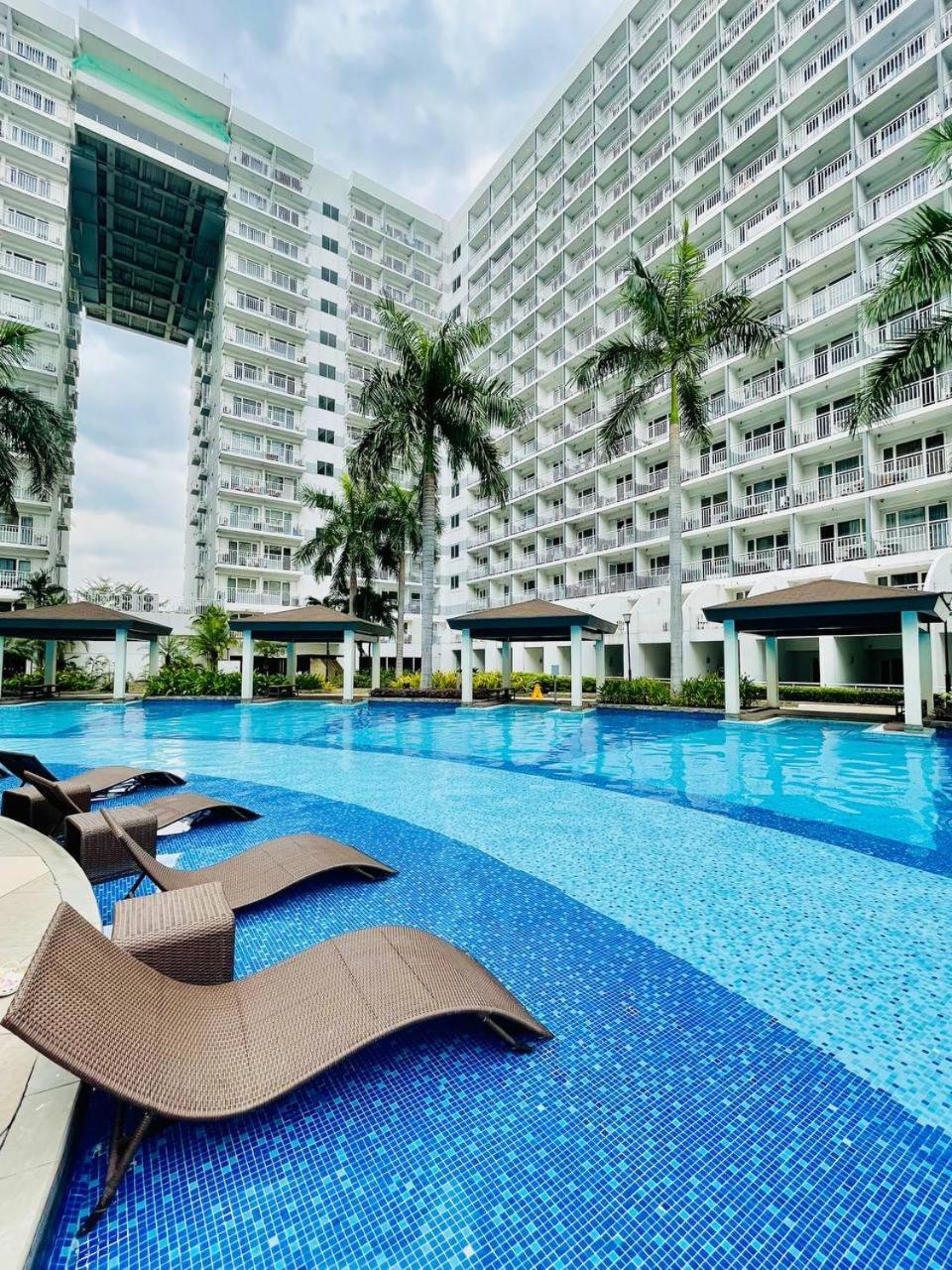 Apartment Icy At Shell Residences Near Moa And Naia