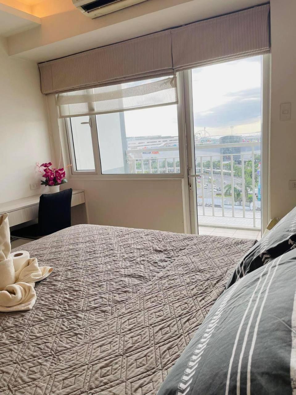 Apartment Icy At Shell Residences Near Moa And Naia *